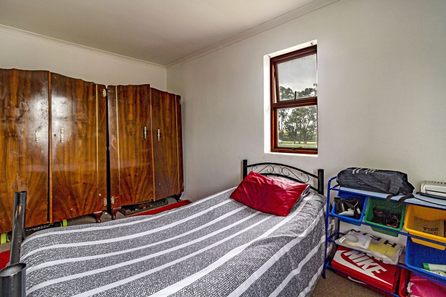 5 Bedroom Property for Sale in Bell Glen Western Cape